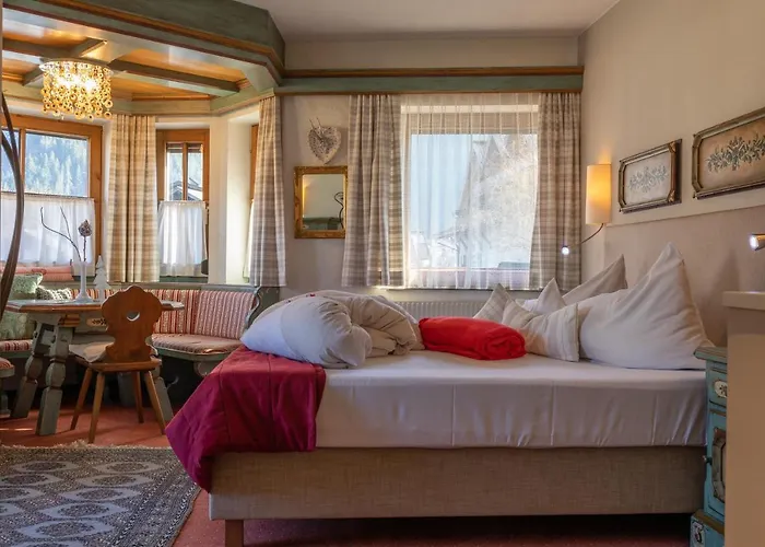 卡拉兰德豪斯酒店 招待所