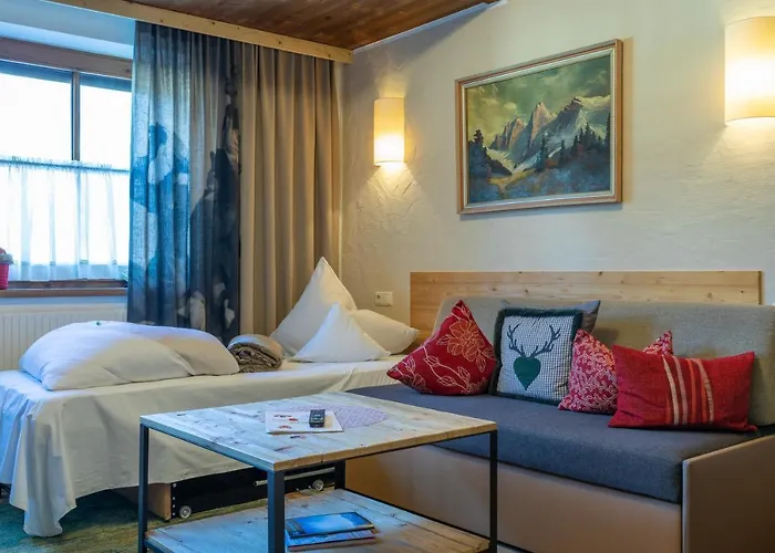 卡拉兰德豪斯酒店 3*